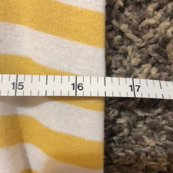 striped shirt with knots on sleeves - Picture 3 of 5